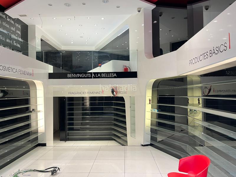 Foto ea44da2a-2cc3-48c8-a9a5-9523f1ca4759. Lloguer local comercial a plaça de molina 5 a Sant Gervasi - Galvany Barcelona