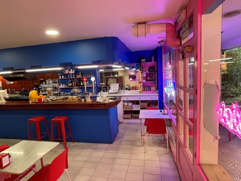 Foto 523d46cd-8624-4bed-b554-425aa561827e. Traspaso local comercial bar con restauración menor en sant gervasi en Barcelona