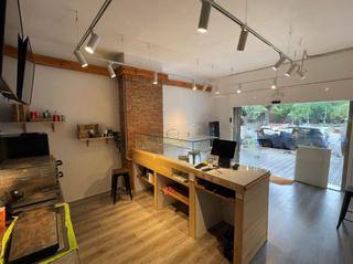 Traspàs Local Comercial a Barri de les Corts. Panadería en calle principal les corts