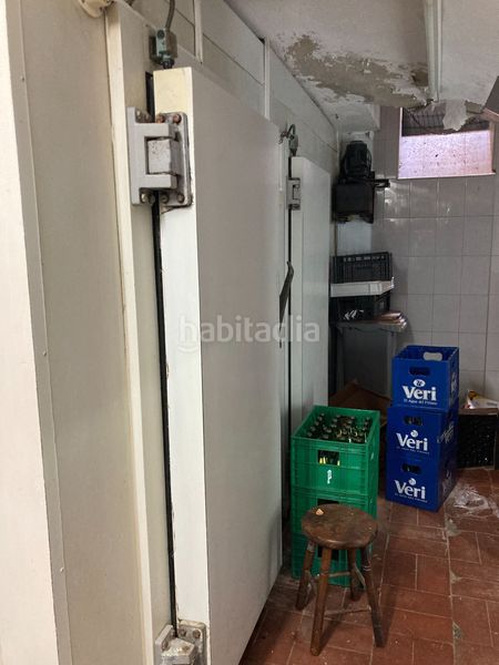 Foto d99c0cea-c19c-4bd0-86a8-5ffe26b35fec. Traspaso local comercial restaurante en calle principal del barrio gótico en Barcelona
