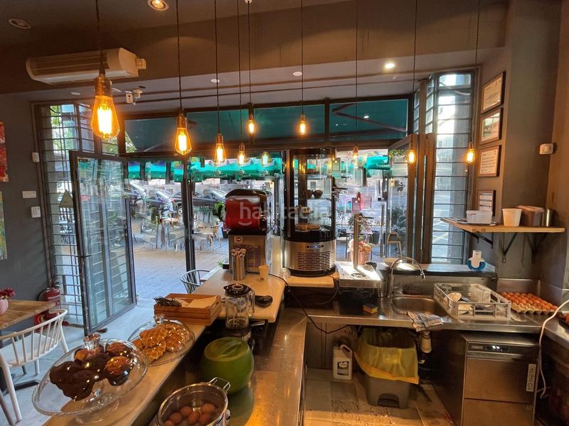 Foto 4530b4d8-8382-48ff-b7a5-350f2f0a02bc. Transfer business premise in St. Pere - Sta. Caterina - El Born Barcelona