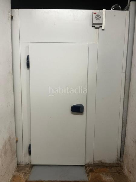 Foto ede2f983-5c7d-449e-8eae-422dca55087c. Traspaso local comercial c3 mixta diáfano y luminoso en el gótico en Barcelona