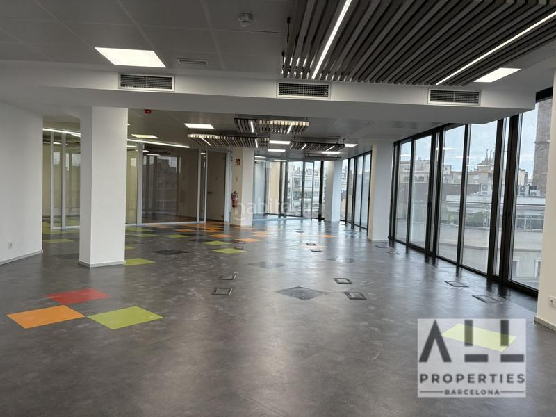 Foto 21923dbf-9438-449b-87e9-fb80a4c2fb7f. Rent office space with heating in Dreta de l´Eixample Barcelona