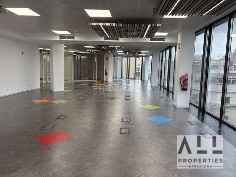 Foto f0061a1e-bfff-4be2-a844-5b1b16bf5b78. Alquiler oficina en Dreta de l´Eixample Barcelona