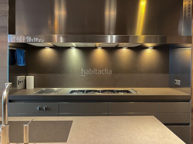 Foto 5368150d-46c5-46b2-913b-db9a8aad6206. Alquiler piso exclusivo piso en la zona del turó park en Barcelona