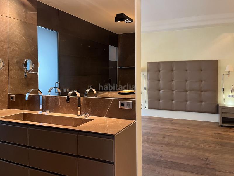 Foto e5120983-7ec0-41d2-a942-eb7d8fa7a266. Alquiler piso exclusivo piso en la zona del turó park en Barcelona