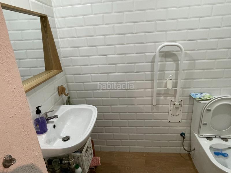 Foto d511a720-27e0-4b39-8de8-8a4e1471bf17. Traspàs local comercial a Poblenou Barcelona