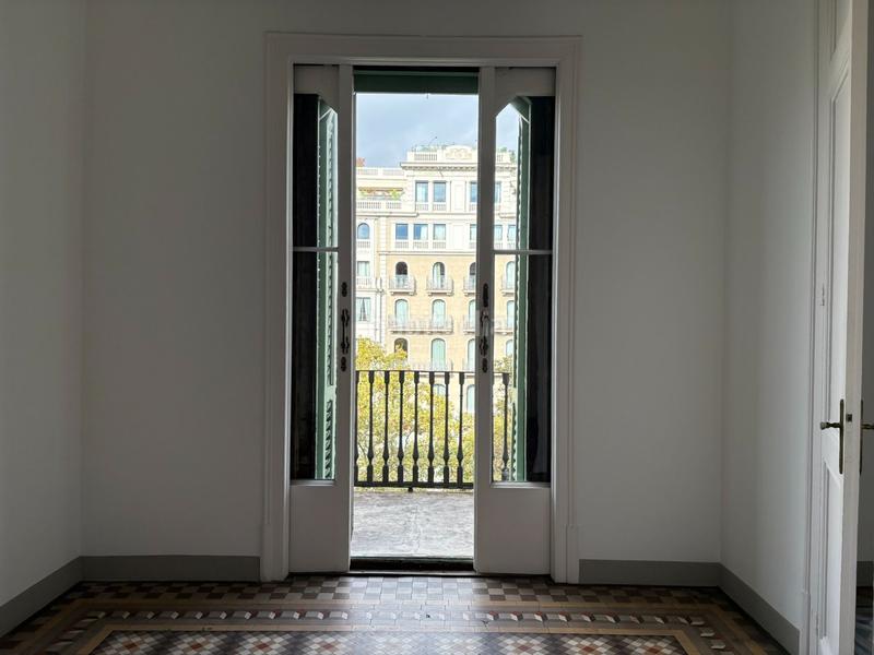 Foto 73acbe22-998c-4e0a-b46f-89b4f56e5e76. Rent office space with heating in Dreta de l´Eixample Barcelona