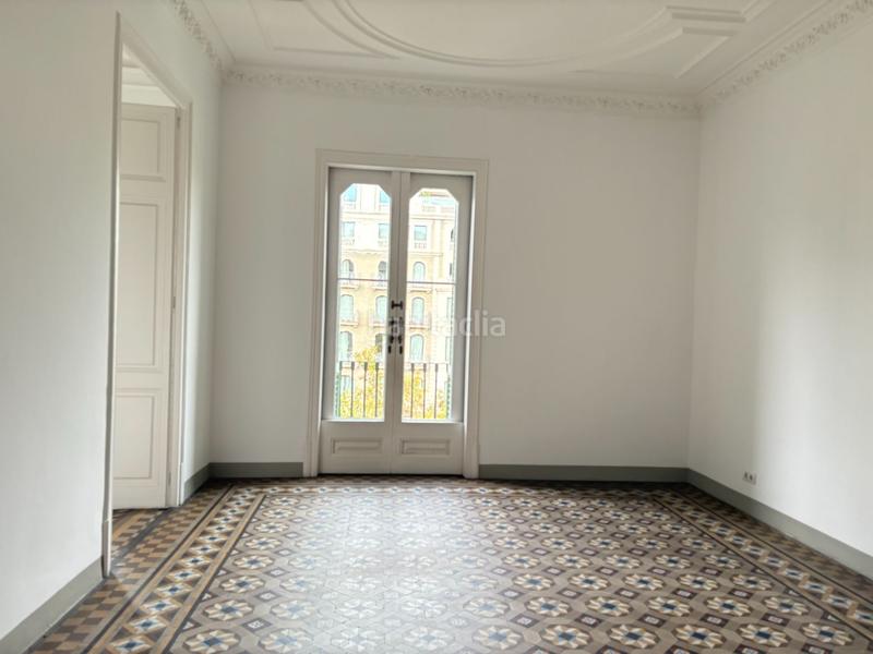 Foto 8782d4cf-7933-4608-a8ec-cee57d68de40. Rent office space with heating in Dreta de l´Eixample Barcelona