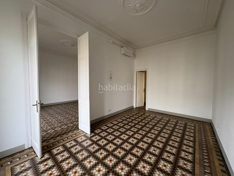 Foto bc63b341-7935-424b-b461-4ad4d2d1b97e. Rent office space with heating in Dreta de l´Eixample Barcelona