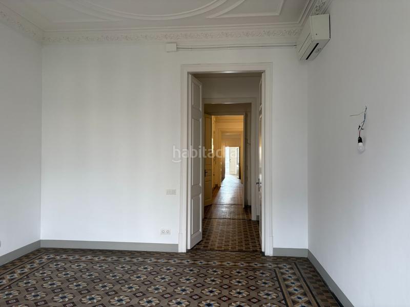 Foto 7a42a7fd-3c7a-4a65-a4ba-83cc9c478135. Alquiler oficina en Dreta de l´Eixample Barcelona