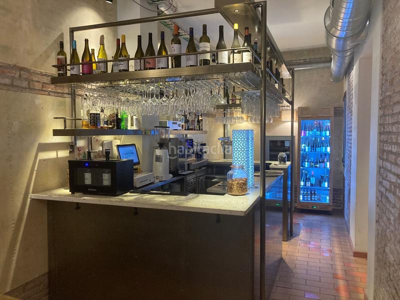 Foto 6cedab00-8993-44fe-8297-5d99fae4bde9. Traspàs local comercial a Vila de Gràcia Barcelona