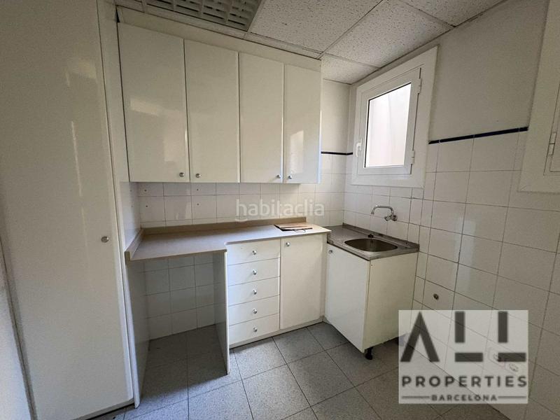 Foto 1c9f22d1-0cd0-452c-b529-c16f3fff506f. Rent office space with heating in Dreta de l´Eixample Barcelona