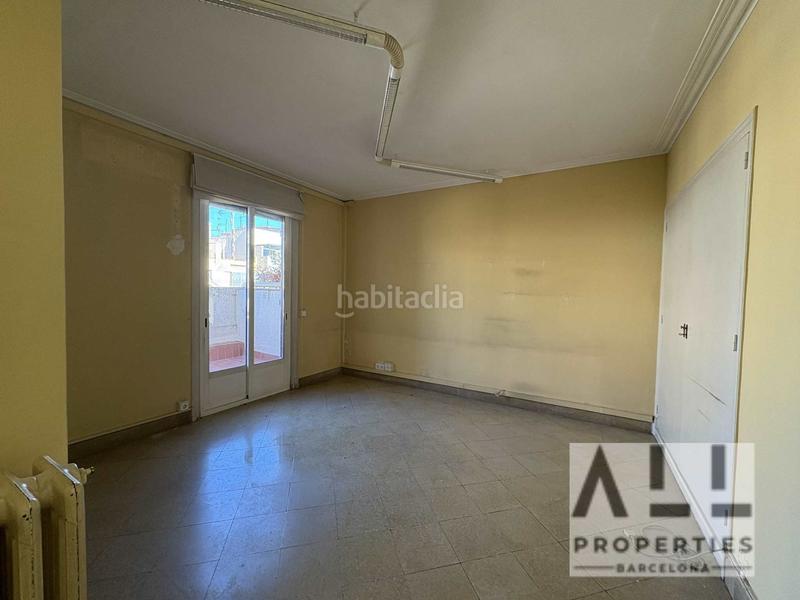 Foto 50c2d645-ac76-4812-b1c7-5795ee0cb52d. Rent office space with heating in Dreta de l´Eixample Barcelona