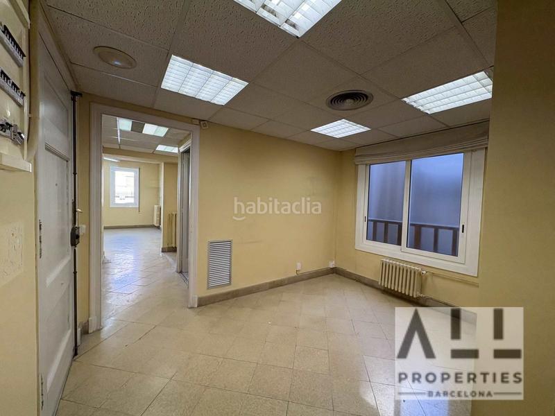 Foto 77f7e2d9-e649-4c21-abf2-16d7747c3a79. Alquiler oficina en Dreta de l´Eixample Barcelona