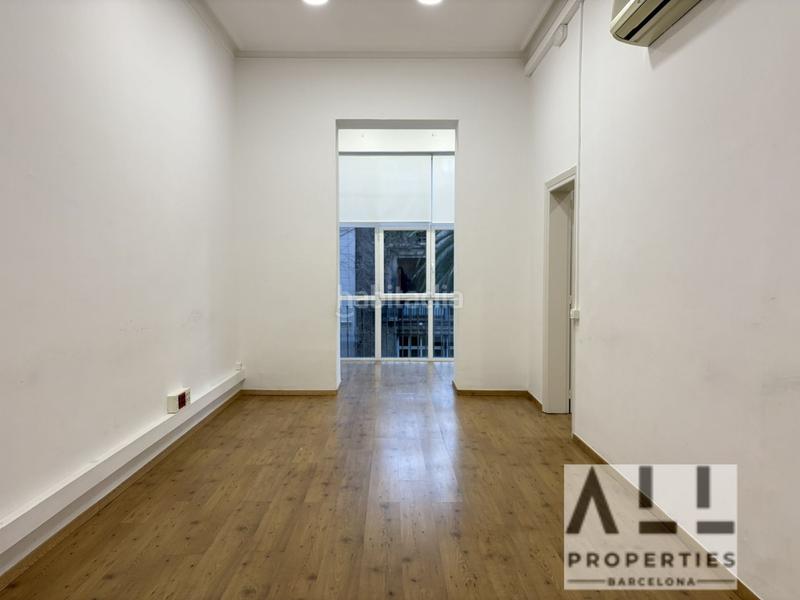 Foto 1810bfff-74f0-49c0-b71c-12f721e9a665. Location bureau avec chauffage dans Dreta de l´Eixample Barcelona