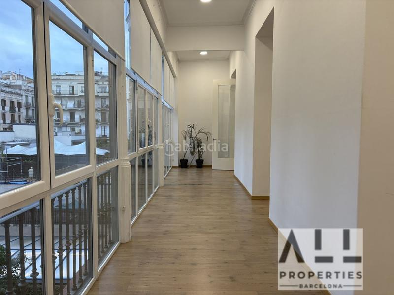 Foto 6cbdbc2d-a721-482f-999c-8d4c9b8f9eb3. Rent office space with heating in Dreta de l´Eixample Barcelona