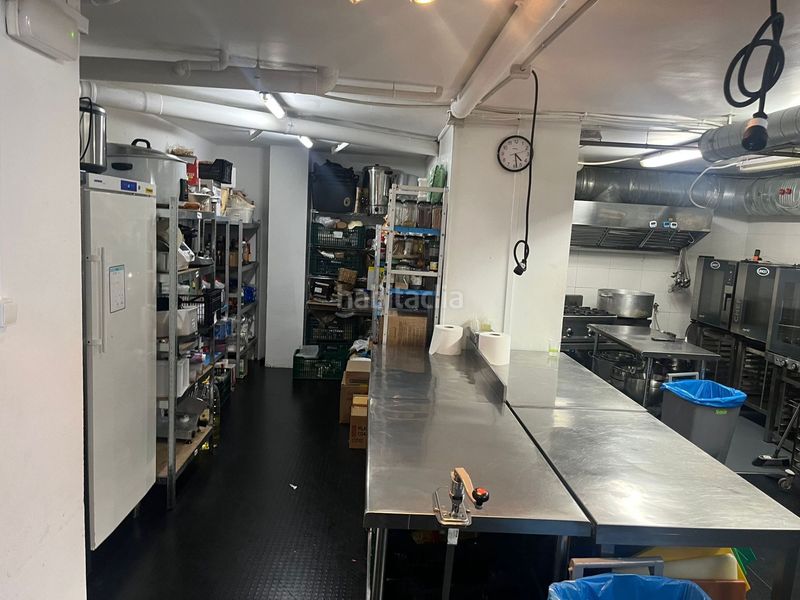 Foto 0d1858fa-a10e-4e2f-adf5-6671016df46c. Traspaso local comercial obrador cocina industrial en eixample dreta en Barcelona