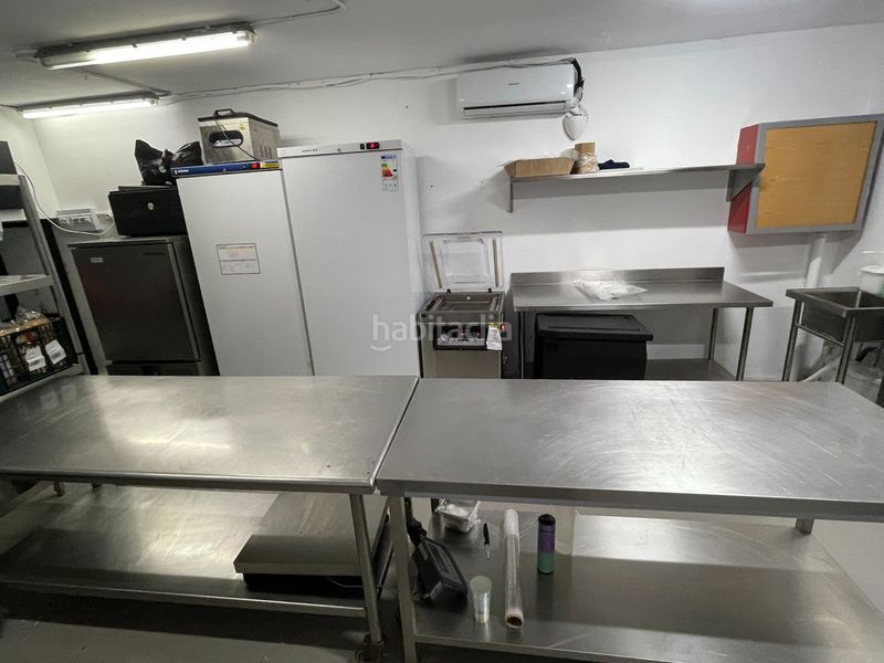 Foto a4021dd8-a9da-4dd4-9d2d-317152d13d88. Traspaso local comercial obrador cocina industrial en eixample dreta en Barcelona
