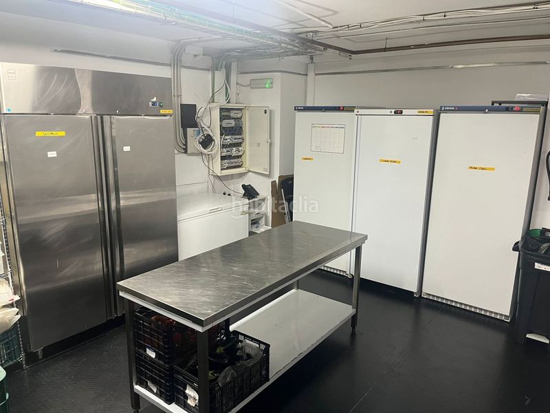 Foto df4cb76c-1808-4f42-b25e-7bab80a94ba9. Traspaso local comercial obrador cocina industrial en eixample dreta en Barcelona