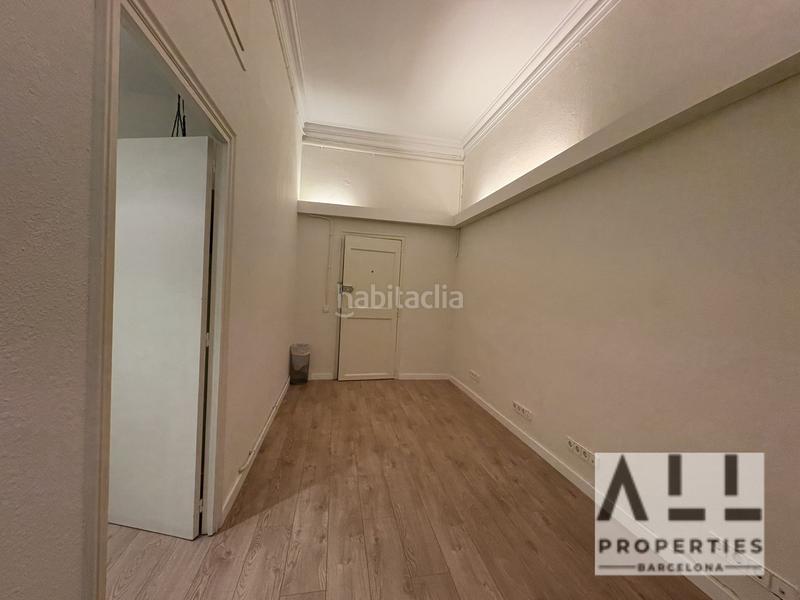 Foto 56aea6b1-d710-491a-a674-cb34134dabe2. Location bureau avec chauffage dans Dreta de l´Eixample Barcelona
