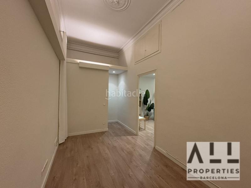 Foto a0b51e97-65c1-40e2-9f14-87b50750df28. Rent office space with heating in Dreta de l´Eixample Barcelona