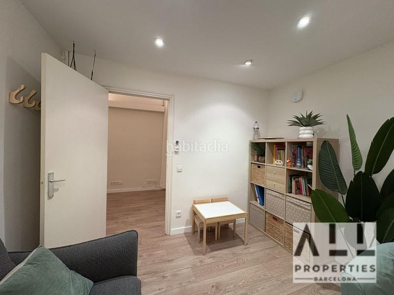 Foto c70041b3-8190-40a8-9c0b-5afc6c41af3e. Rent office space with heating in Dreta de l´Eixample Barcelona