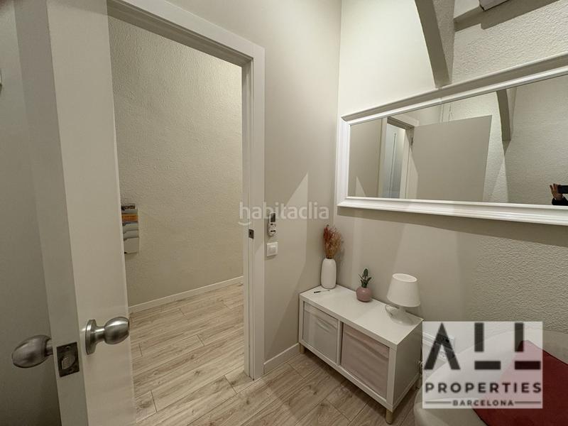 Foto c9ae81c2-c613-4d16-aa94-658d03d82fc2. Rent office space with heating in Dreta de l´Eixample Barcelona