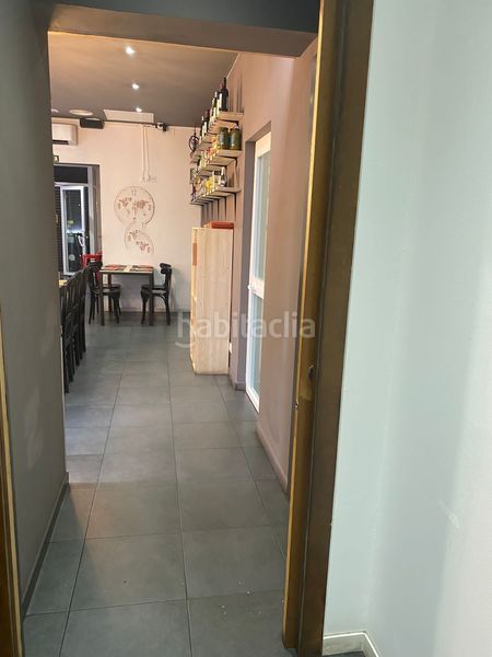Foto 4dbf55f0-7398-47d3-b6b3-e225b1b54ca7. Traspaso local comercial bar con restauración menor y terraza en les corts en Barcelona