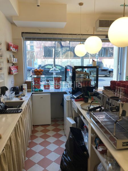 Foto d3e837a2-f0b3-4c16-8ce9-b08873793e7f. Traspaso local comercial cafeteria en sant gervasi en Barcelona