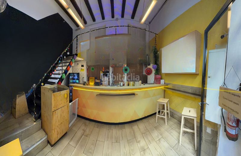 Foto 7667b1cf-5405-4712-bc5a-aadcb1601f1b. Traspaso local comercial take away en el Raval en Barcelona