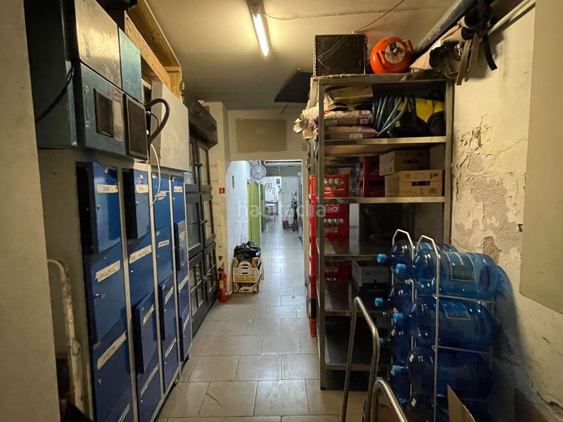 Foto 53f429dd-680c-4e67-bb09-8ac651f2bf56. Traspaso local comercial obrador de pasteleria con punto de venta en el borne en Barcelona