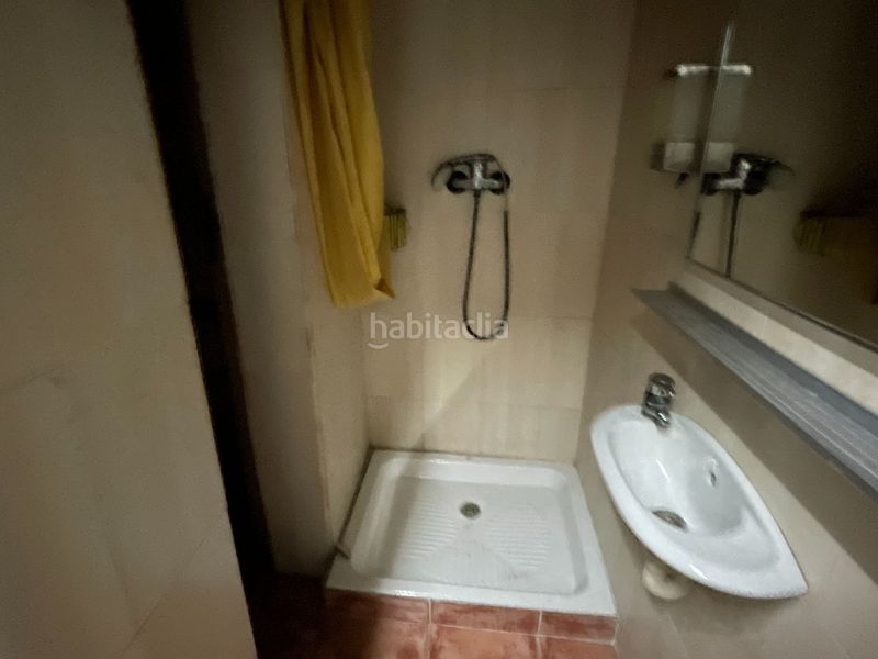 Foto 79318f7d-c67c-41d8-aca8-ff91ab533663. Traspaso local comercial obrador de pasteleria con punto de venta en el borne en Barcelona