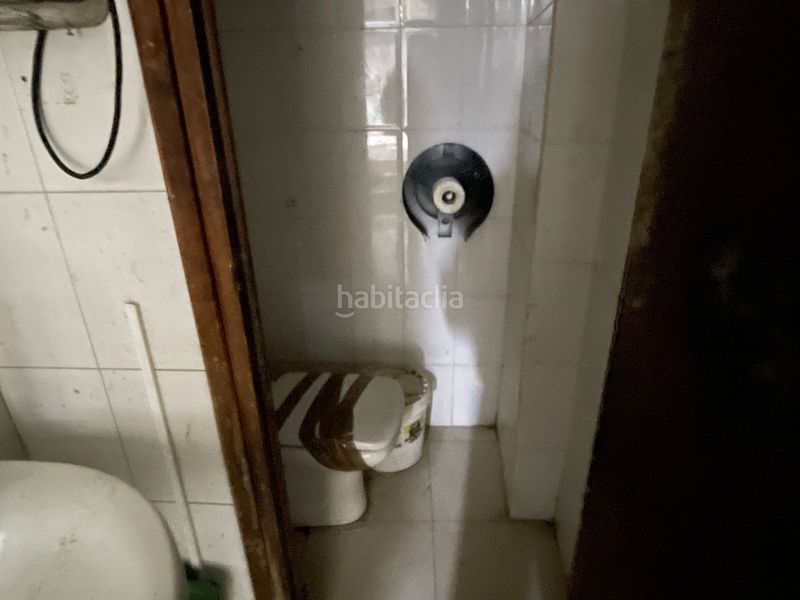 Foto d3d25217-6a8f-4616-9f2b-d47f9ff72dfe. Traspaso local comercial en carrer de josep anselm clavé se traspasa a reformarbarrio gótico zona ramblascolón en Barcelona