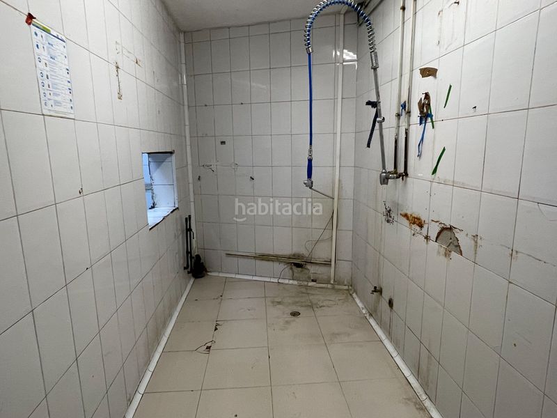 Foto eec0f43e-6d23-45ff-ad84-6b0e210e6b1f. Traspaso local comercial en carrer de josep anselm clavé se traspasa a reformarbarrio gótico zona ramblascolón en Barcelona