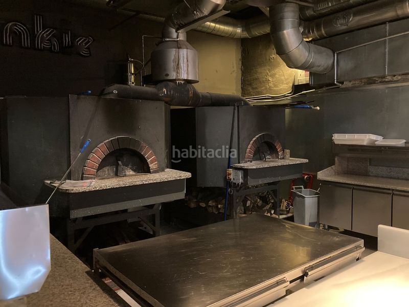 Foto 0ea9380b-237c-4a66-8e82-5c661cdabe8c. Traspaso local comercial restaurante bar 327m2 entre las ramblas y rambla del Raval en Barcelona