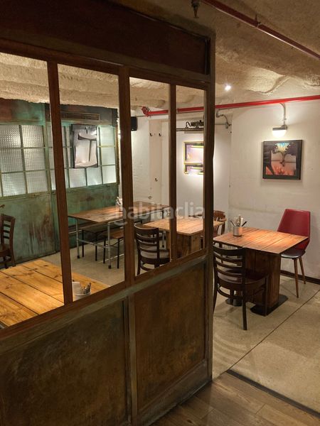 Foto cb63ba00-78ab-4c38-8ce6-a99d91818046. Traspaso local comercial restaurante bar 327m2 entre las ramblas y rambla del Raval en Barcelona