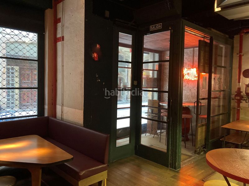 Foto e54aa5ed-b784-47ab-a7a2-dca8c9f2f7ad. Traspaso local comercial restaurante bar 327m2 entre las ramblas y rambla del Raval en Barcelona