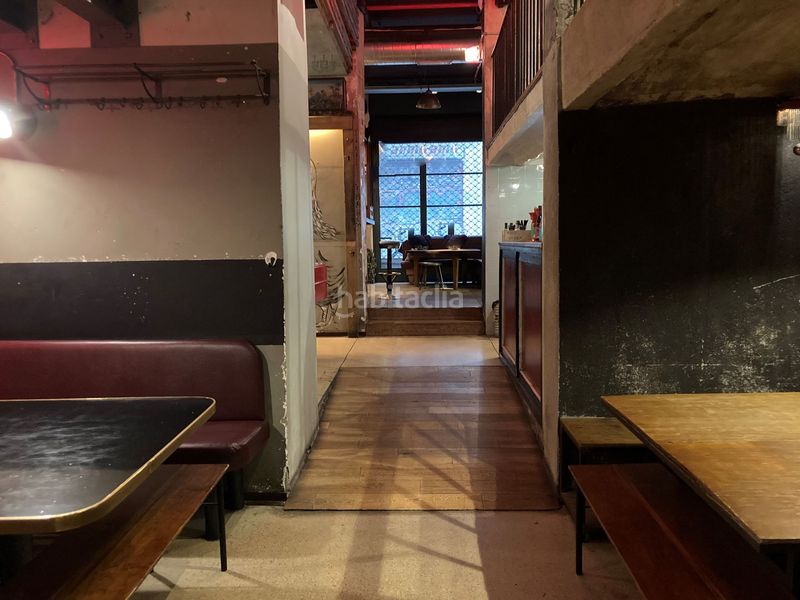 Foto efdca583-df50-4a37-a249-6333618349b6. Traspaso local comercial restaurante bar 327m2 entre las ramblas y rambla del Raval en Barcelona