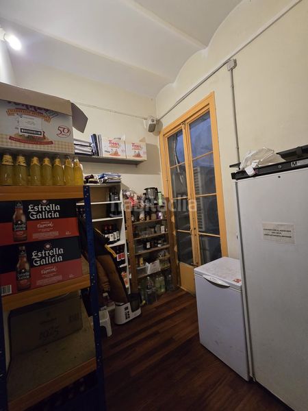 Foto 5e18d555-6adc-4a8f-9264-805459276cfb. Traspaso local comercial bar cafetería emblemática en esquina chaflán de eixample dreta en Barcelona