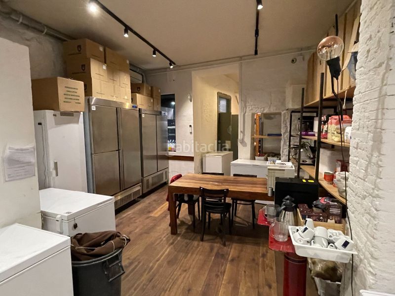 Foto 891137ab-886f-4b02-8414-87d48503bab6. Traspaso local comercial obrador cocina industrial en el gótico en Barcelona