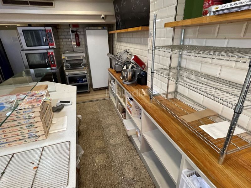 Foto 5b816c23-5273-4e2f-bee6-bf7c6082baf0. Traspaso local comercial panaderia en calle principal de la salutgracia en Barcelona