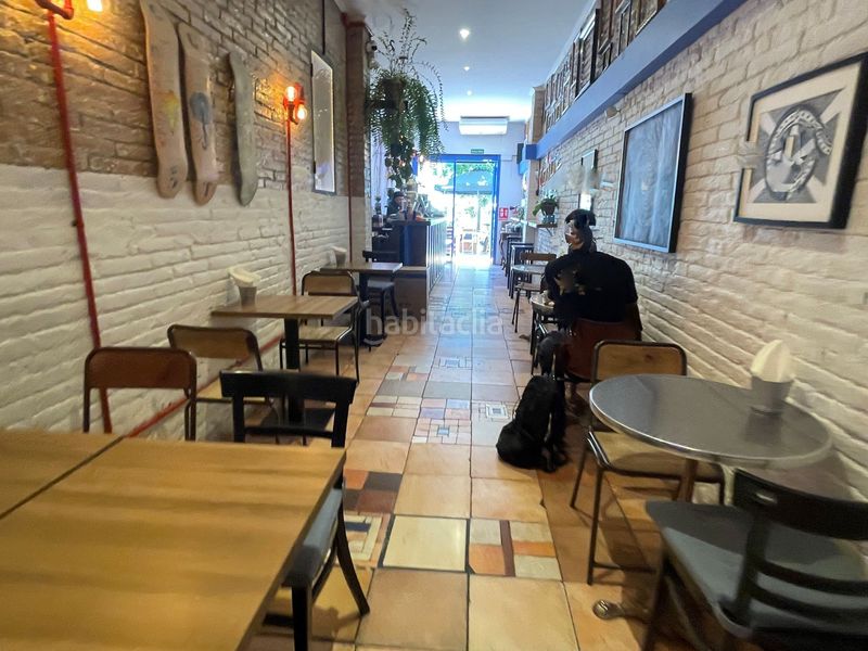 Foto 34759c95-79d8-4435-a7f9-d1fad11622a2. Traspaso local comercial restaurante sin cocina con terraza en poble nou en Barcelona