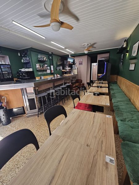 Foto 8f2d52a4-8023-4578-b40b-001bb9f52fca. Traspaso local comercial bar con terraza en Sants en Barcelona