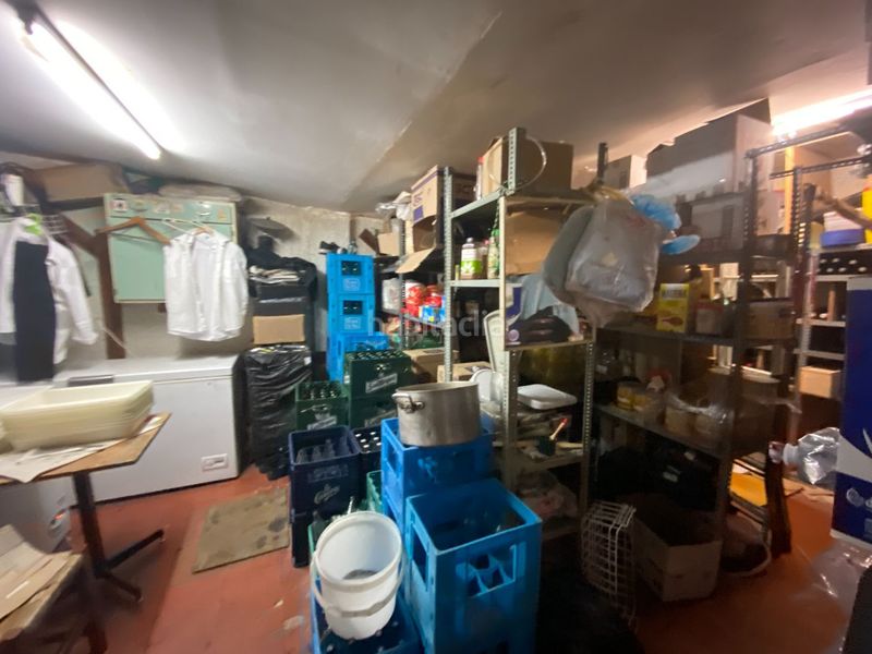 Foto a18f3f0b-84ac-4ff5-b86b-fa95301966cd. Traspaso local comercial restaurante en gracia 70 pax dos salidas humo una para carbonleña en Barcelona