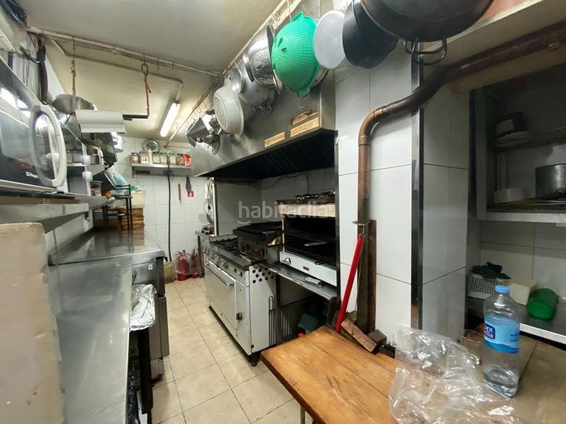 Foto c3ef2e8a-6d1f-4c98-a26b-af0a5a973919. Traspaso local comercial restaurante en gracia 70 pax dos salidas humo una para carbonleña en Barcelona