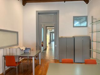 Location Bureau  Corts catalanes