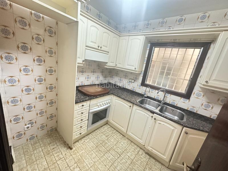 Foto 3984a2f4-8346-488c-9149-21888f5396f3. Flat in Singuerlín Santa Coloma de Gramenet