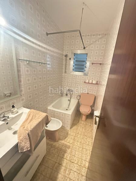 Foto 4583a72e-2e98-4f7b-bf91-130a9c848431. Flat in Singuerlín Santa Coloma de Gramenet