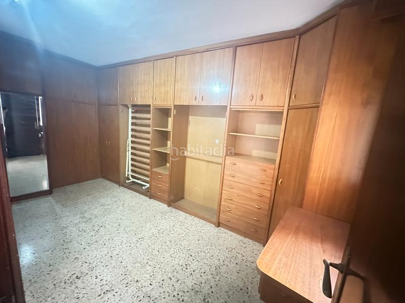 Foto 6ce23cca-3d0e-4c27-92c0-1deb11d6754b. Flat in Singuerlín Santa Coloma de Gramenet